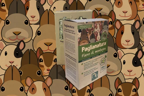 Paglianatura Természetes fűszéna sárgarépával adagolóban 700g